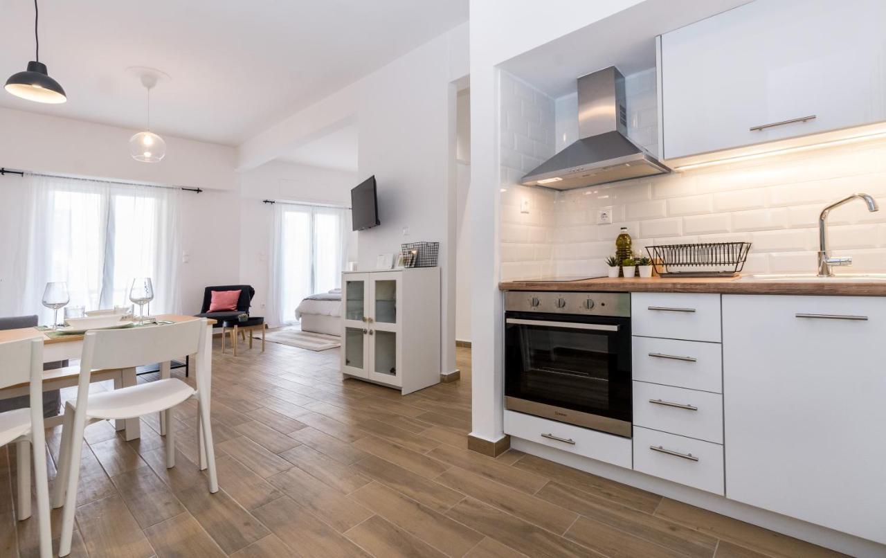 Wide Comfy Studio Apartment Centrally Located In Thissio Αθήνα Εξωτερικό φωτογραφία